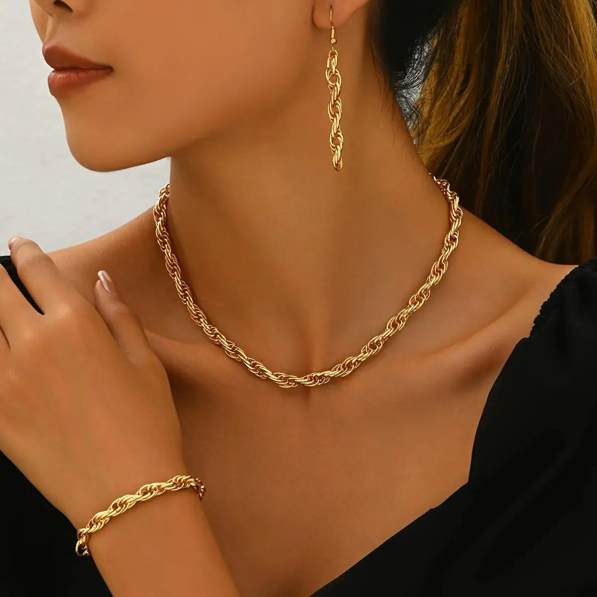 14K Stylish Gold Chain Link Necklace, Bracelet, and Earring Set
